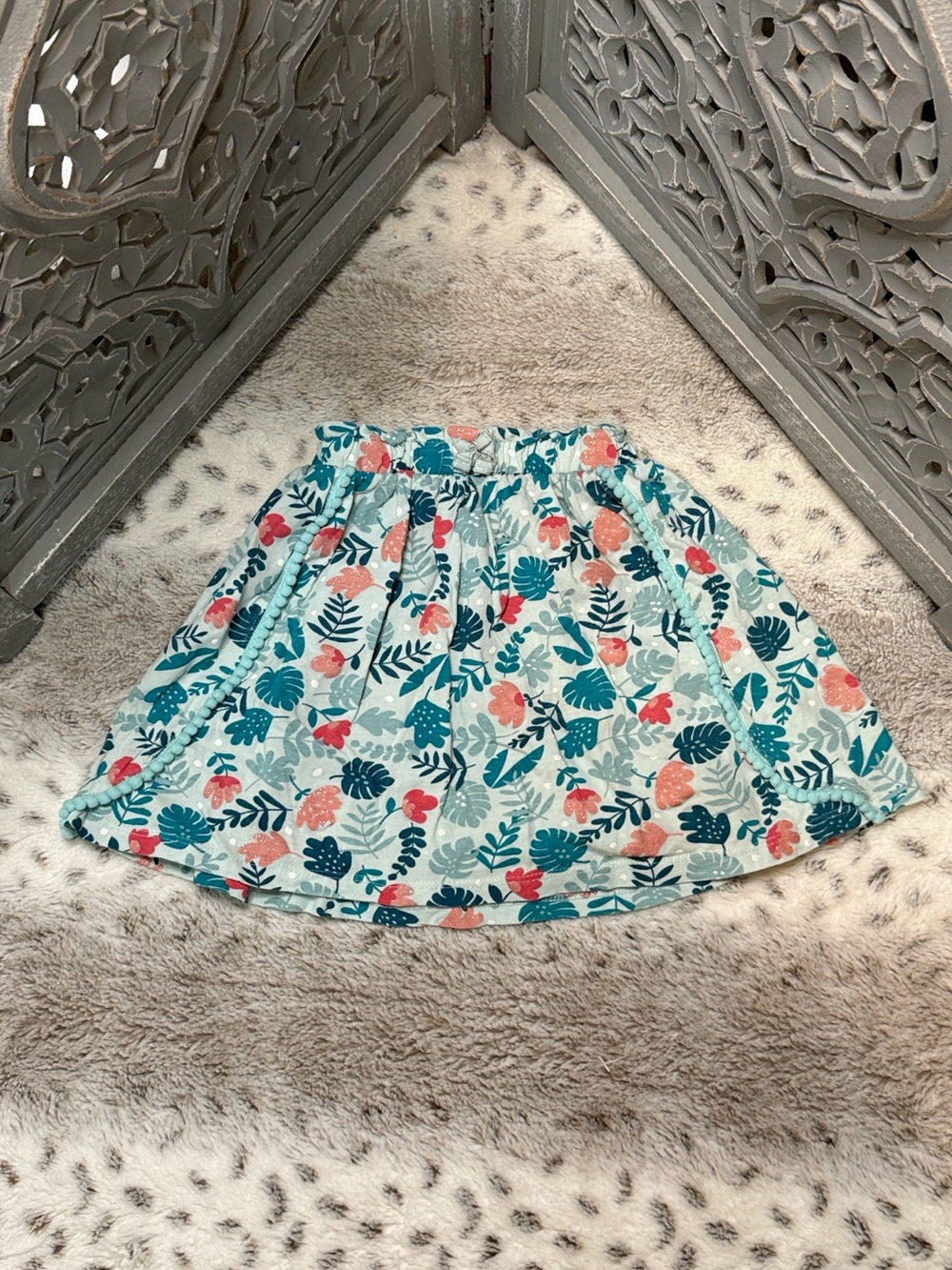 Green sparkly floral skirt girls size 6 cottagecore Fairycore garden party